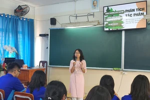 Học sinh TP.HCM trải nghiệm 1 ngày làm giáo viên 