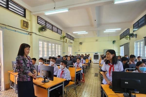 Chương trình GDPT 2018: Thiếu thiết bị dạy học, giáo viên phải mày mò thiết kế