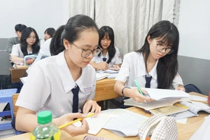 Danh sách 156 điểm thi tốt nghiệp THPT tại TP.HCM