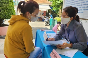 Bỏ sổ hộ khẩu, những giấy tờ nào cần có trong hồ sơ nhập học vào lớp 1?