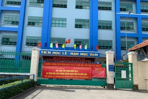 Để xảy ra sai phạm, một hiệu trưởng tại TP.HCM bị kỷ luật khiển trách