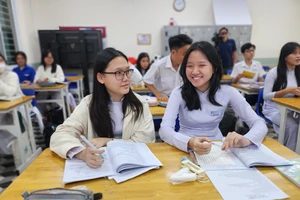 Phương án thi tốt nghiệp từ năm 2025: Giảm áp lực cho học sinh