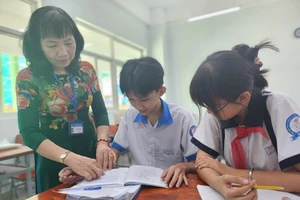 Trường học tại TP.HCM điều chỉnh lịch kiểm tra theo lịch nghỉ lễ 30-4