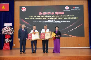 TP.HCM đón nhận kỷ lục về kỳ thi học sinh giỏi giải toán trên máy tính cầm tay