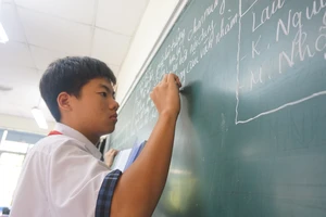 Tuyển sinh lớp 10 tại TP.HCM: Cách tính điểm xét tuyển ra sao?