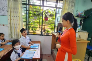 Sở GD&ĐT TP.HCM đề xuất hỗ trợ giáo viên tiếng Anh 30-50 triệu đồng mỗi năm 