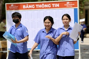 Đáp án các môn thi lớp 10: Phổ điểm môn Văn, tiếng Anh sẽ cao 