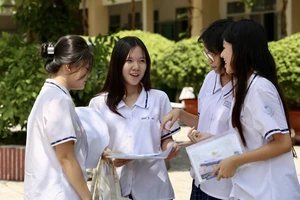 TP.HCM công bố điểm chuẩn lớp 10 chuyên, tích hợp