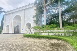 Phụ huynh Trường Quốc tế Mỹ cần nhanh chóng chuyển trường cho con