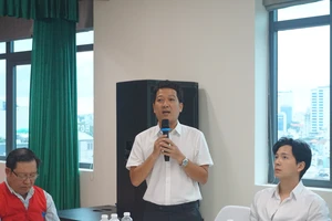 Trường Giang - Nhã Phương và nhiều nghệ sĩ hỗ trợ bà con bị ảnh hưởng sau bão số 3