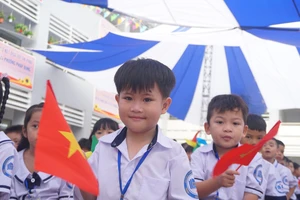 Trang tuyển sinh đầu cấp quá tải, Sở GD&ĐT TP.HCM bổ sung địa chỉ đăng ký