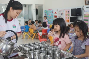 Trường mầm non ở TP.HCM lựa chọn sữa cho trẻ thế nào?