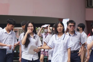 Đề Văn thi tốt nghiệp THPT được giáo viên khen