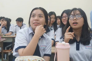 Môn học liên kết: Trường tổ chức ra sao để phụ huynh tự nguyện lựa chọn?