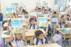 Bộ GD&ĐT linh hoạt phương án biên soạn bộ sách giáo khoa chung