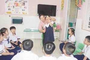 TP.HCM: Học sinh có hoàn cảnh đặc biệt được hỗ trợ toàn diện