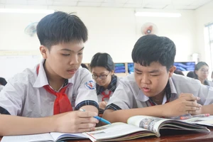 Thi vào lớp 10 tại TP.HCM: Đề xuất tuyển bổ sung cho học sinh rớt 3 nguyện vọng