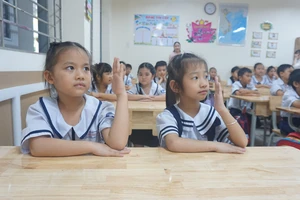 Tuyển sinh lớp 1, lớp 6 tại TP.HCM: Học sinh được học gần nhà