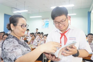 Tỉ lệ chọi vào lớp 10 chuyên tại TP.HCM tăng mạnh