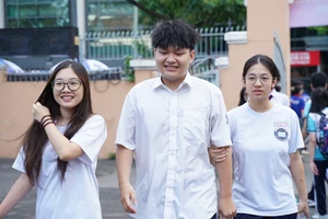 Hơn 1,2 triệu thí sinh bước vào kỳ thi kỷ lục