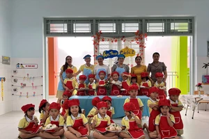 Hoạt động lễ hội ẩm thực được tổ chức từ nguồn quỹ lớp 