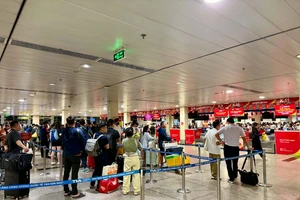 Các bước kiểm tra để tránh việc ra đến sân bay thì bị ách lại do đang nợ thuế