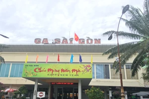 Mất xe máy do nhân viên bảo vệ nhà ga, ai bồi thường?