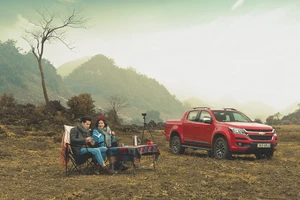 Tết đi cắm trại, du lịch bằng ô tô cần chuẩn bị những gì?