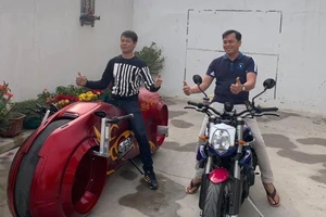 Siêu xe 2,7 tỷ - Tron Light Cycle thứ hai thuộc về ai?