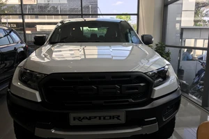 Xe bán tải đua nhau giảm giá trước thời điểm tăng phí trước bạ