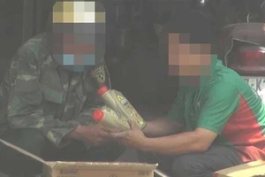 Làm gì để nhận biết ô tô đang sử dụng nhớt giả