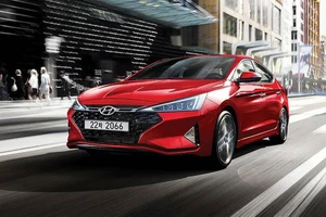 Bất ngờ với giá lăn bánh của Hyundai Elantra 2019