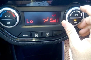 'Nguyên tắc vàng' sử dụng điều hòa ô tô khi đi qua vùng ngập