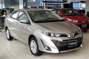 Nhiều mẫu ô tô bất ngờ giảm giá