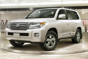 Hai mẫu Toyota tiếp tục lọt top ô tô 'ế ẩm' của tháng