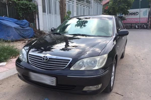 Toyota Camry đời 2003 hiện được bán rao bán trên thị trường xe cũ có giá dao động từ 300-350 triệu đồng.Ảnh minh họa.