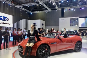 Bảng giá xe Jaguar Land Rover mới nhất cuối tháng 10