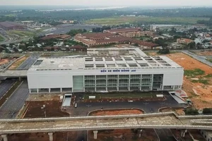 Toàn cảnh BXMĐ mới. Ảnh: HOÀNG GIANG.