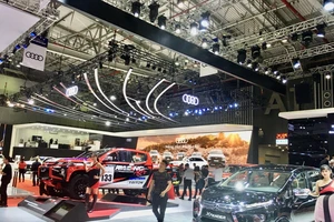 Doanh số tốp 10 ô tô bán chạy vẫn là những cái tên cũ