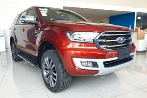 Ford Everest 2020 chính thức có mặt tại đại lý