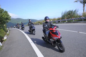 Phượt bằng xe tay ga về quê ăn tết nên chọn xe nào?