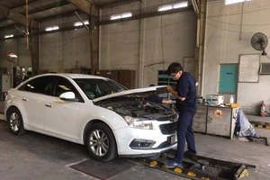 Trung tâm đăng kiểm 'thảnh thơi' mùa dịch COVID-19