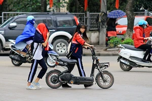 Xe máy điện chất lượng kém có còn đất sống?