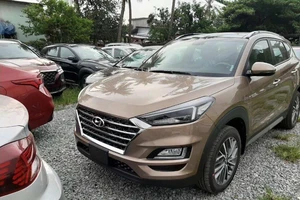 Chờ giảm lệ phí trước bạ, thị trường ô tô cũ 'đóng băng'