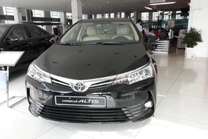 Toyota Corolla Altis giảm giá dưới 600 triệu đồng