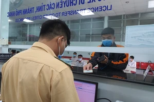 TP.HCM bắt đầu đổi biển số màu vàng 