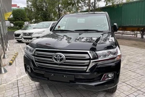 Tốp 10 xe bán ế tháng 11: Toyota chiếm trọn số lượng lớn