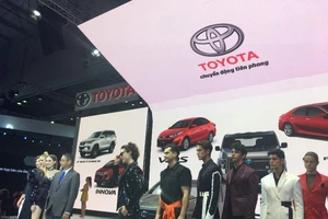 Mở màn 2021, doanh số ngành ô tô bất ngờ giảm một nửa