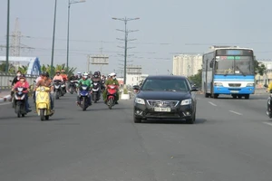 Xử phạt nguội hành vi vi phạm giao thông được thực hiện trên nhiều tuyến đường. Ảnh: THY NHUNG