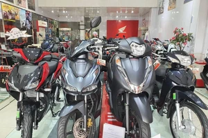 Honda Air Blade giảm sâu hơn 3 triệu đồng so với giá đề xuất